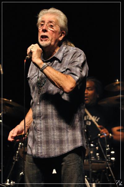 6590 John Mayall 06-10-2010 (Medium).jpg
